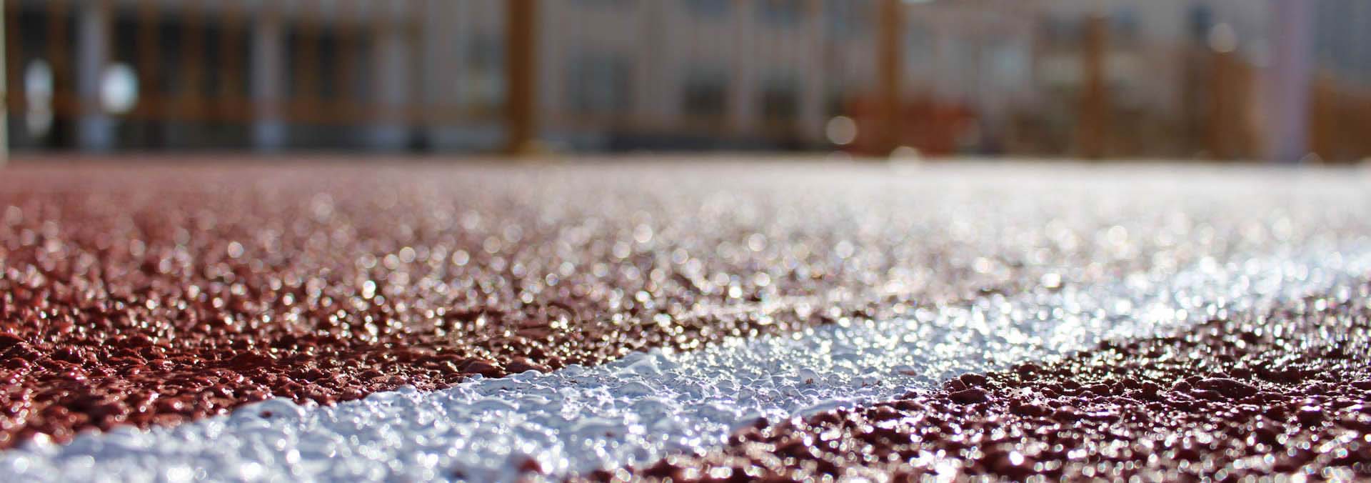 定结新国标塑胶跑道